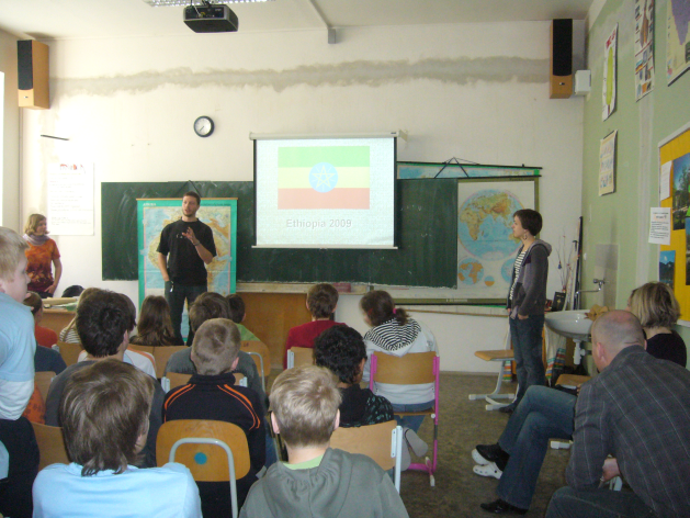 Povídání o Etiopii se žáky<br />
ZŠ v Dubu nad Moravou